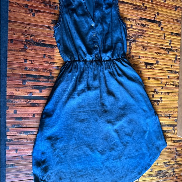 Abercrombie and Fitch Small navy blue dress. - Picture 2 of 6